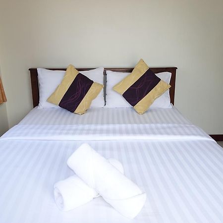 Baan Taweesuk Guest House HHQ Extérieur photo