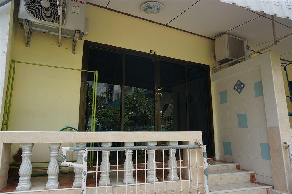 Baan Taweesuk Guest House HHQ Extérieur photo