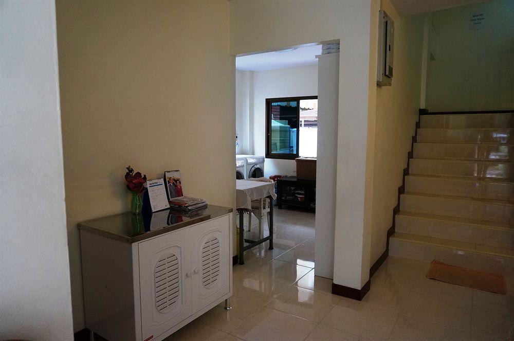 Baan Taweesuk Guest House HHQ Extérieur photo