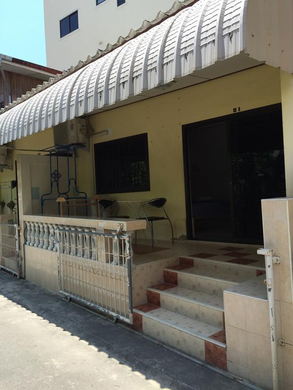 Baan Taweesuk Guest House HHQ Extérieur photo